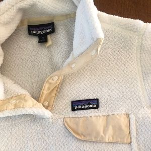 Patagonia fleece top. White. Size small